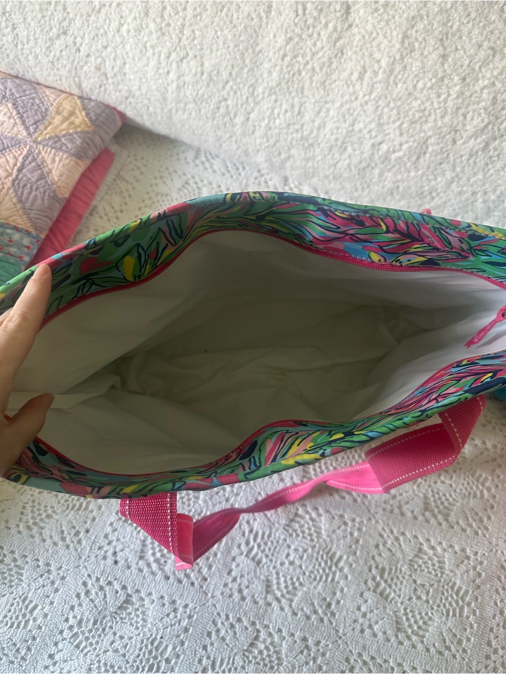Lily Pulitzer Soft Cooler And Pink Can Opener Set- Tote Bag W Pink Handles View 4